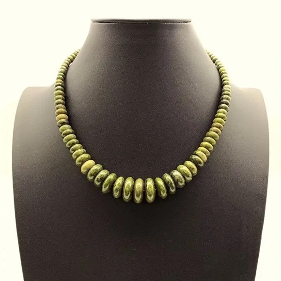 Forest Night Green epidote bead necklace by Jay King - Picture 5 of 14